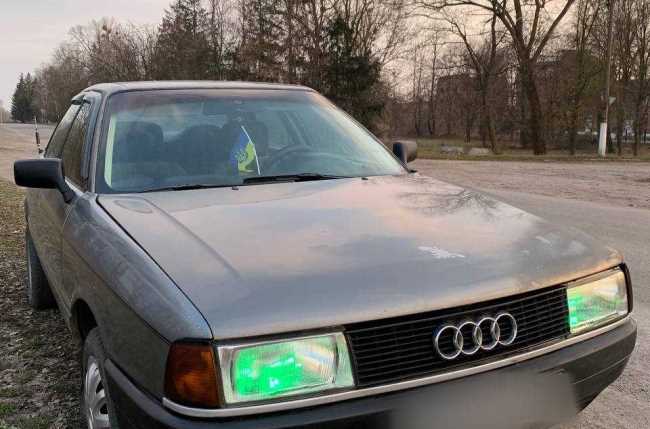 Audi 80