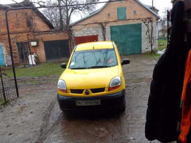 Продаж авто Renault Kangoo 2004 р. Дизель  ціна $ 3500 у м. Володимир-Волинський