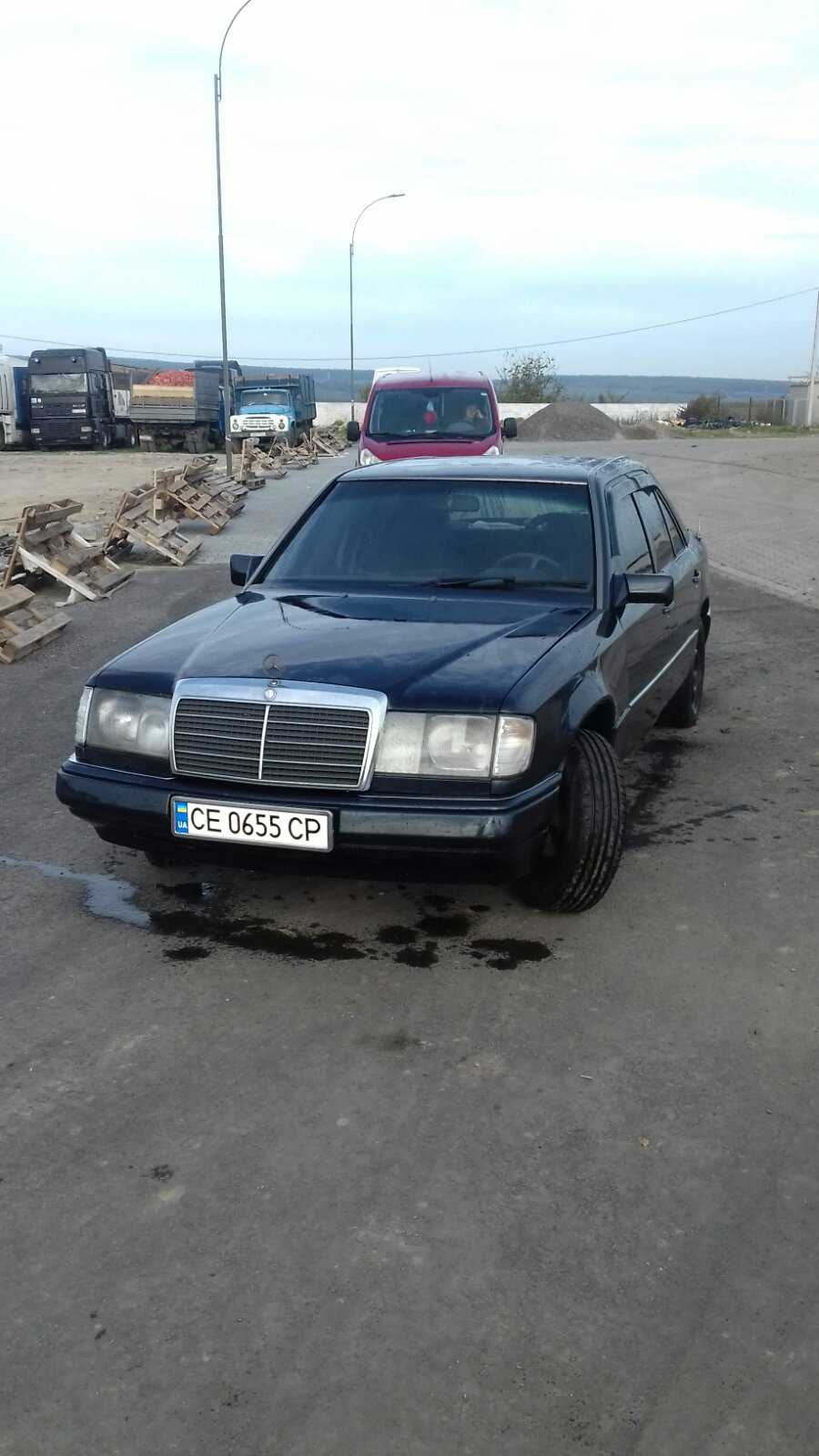 Продаж авто Mercedes-Benz W124 1988 р. Бензин  ціна $ 2350 у м. Кельменці