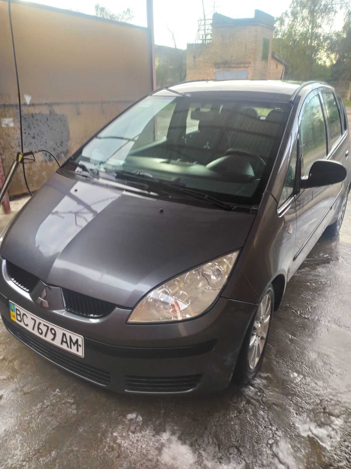 Mitsubishi Colt