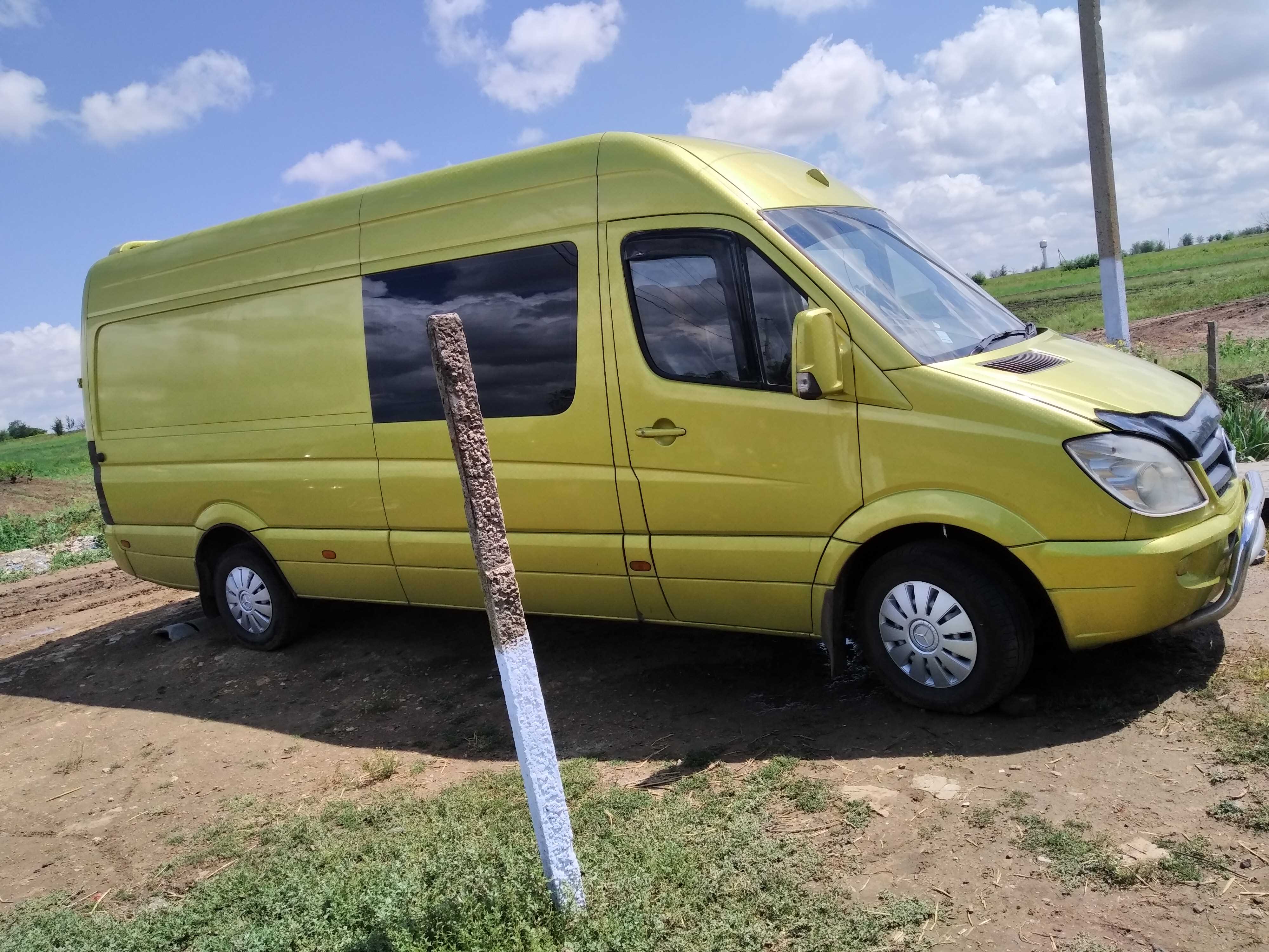 Mercedes-Benz Sprinter