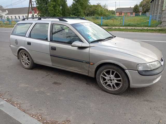 Продаж авто Opel Vectra 1998 р. Газ/Бензин  ціна $ 800 у м. Старокостянтинів