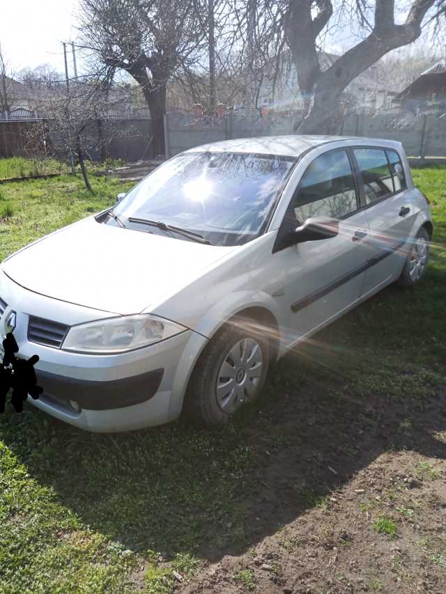 Продаж авто Renault Megane 2004 р. Дизель  ціна $ 1900 у м. Івано-Франківськ