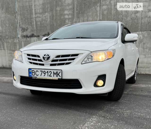 Продаж авто Toyota Corolla 2011 р. Бензин  ціна $ 8900 у м. Львів