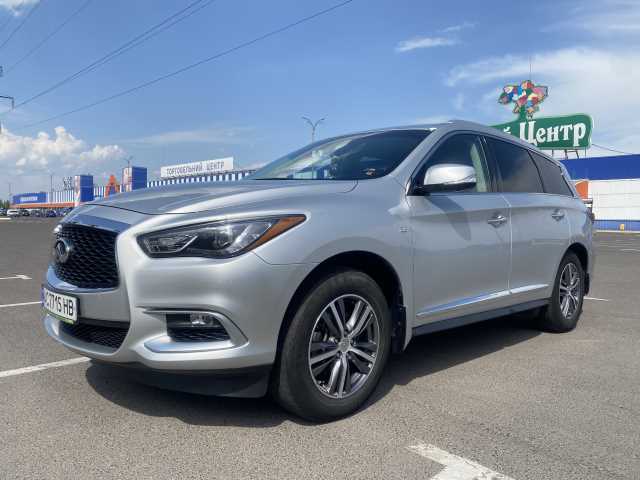 Продаж авто Infiniti QX60 2016 р. Газ/Бензин  ціна $ 19900 у м. Луцьк