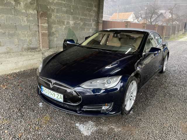 Продаж авто Tesla Model S 2014 р. Электро  ціна $ 24800 у м. Хуст