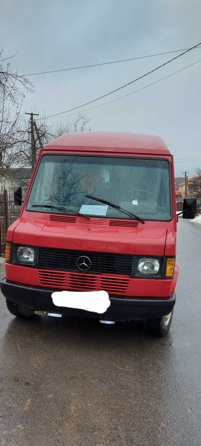 Mercedes-Benz T1