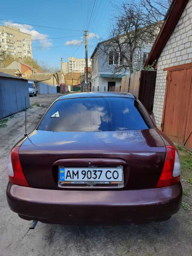 Daewoo Nubira