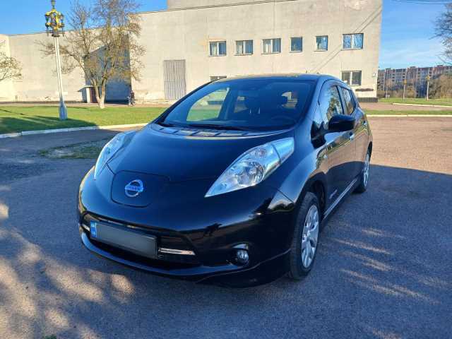Продаж авто Nissan Leaf 2017 р. Электро  ціна $ 7450 у м. Рівне