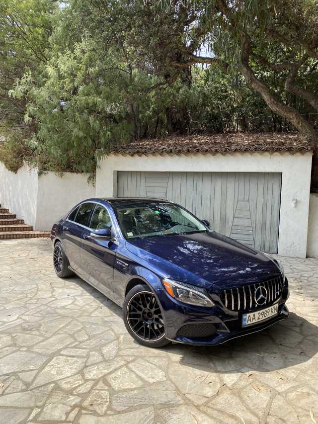 Mercedes-Benz C-Class