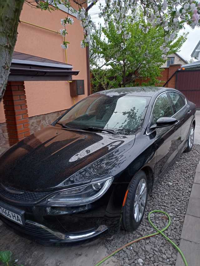 Продаж авто Chrysler 200 2014 р. Бензин  ціна $ 11000 у м. Київ