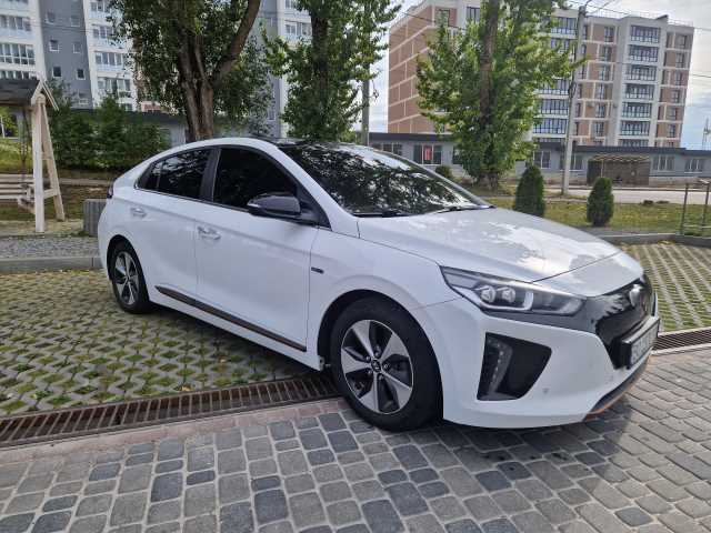 Hyundai Ioniq