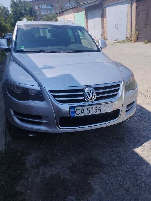 Volkswagen Touareg