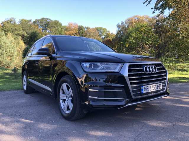 Продаж авто Audi Q7 2017 р. Дизель  ціна $ 46900 у м. Львів