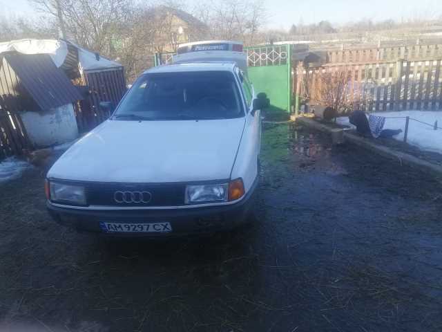 Audi 80