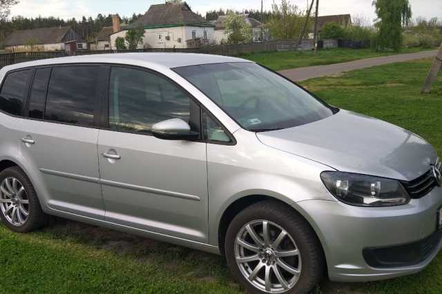 Продаж авто Volkswagen Touran 2011 р. Дизель  ціна $ 8800 у м. Городище