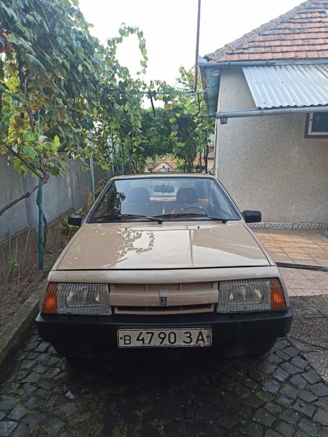 Продаж авто ВАЗ Lada 2108 1986 р. Бензин  ціна $ 900 у м. Мука́чево