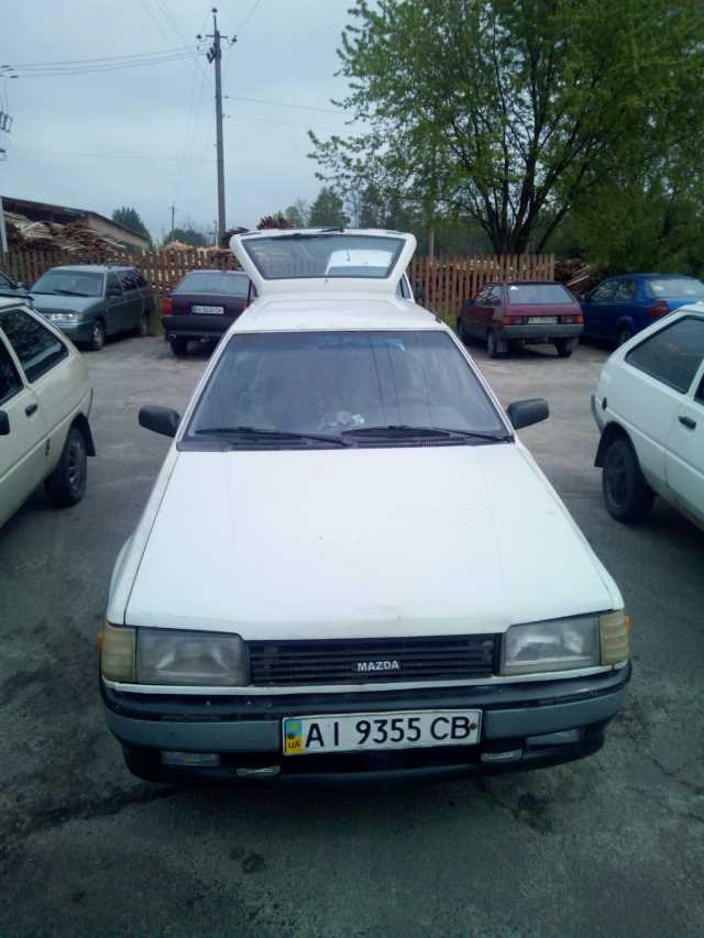 Mazda 323