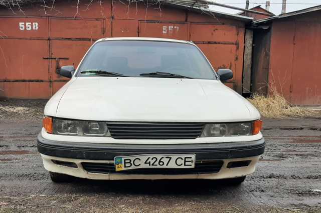 Mitsubishi Galant
