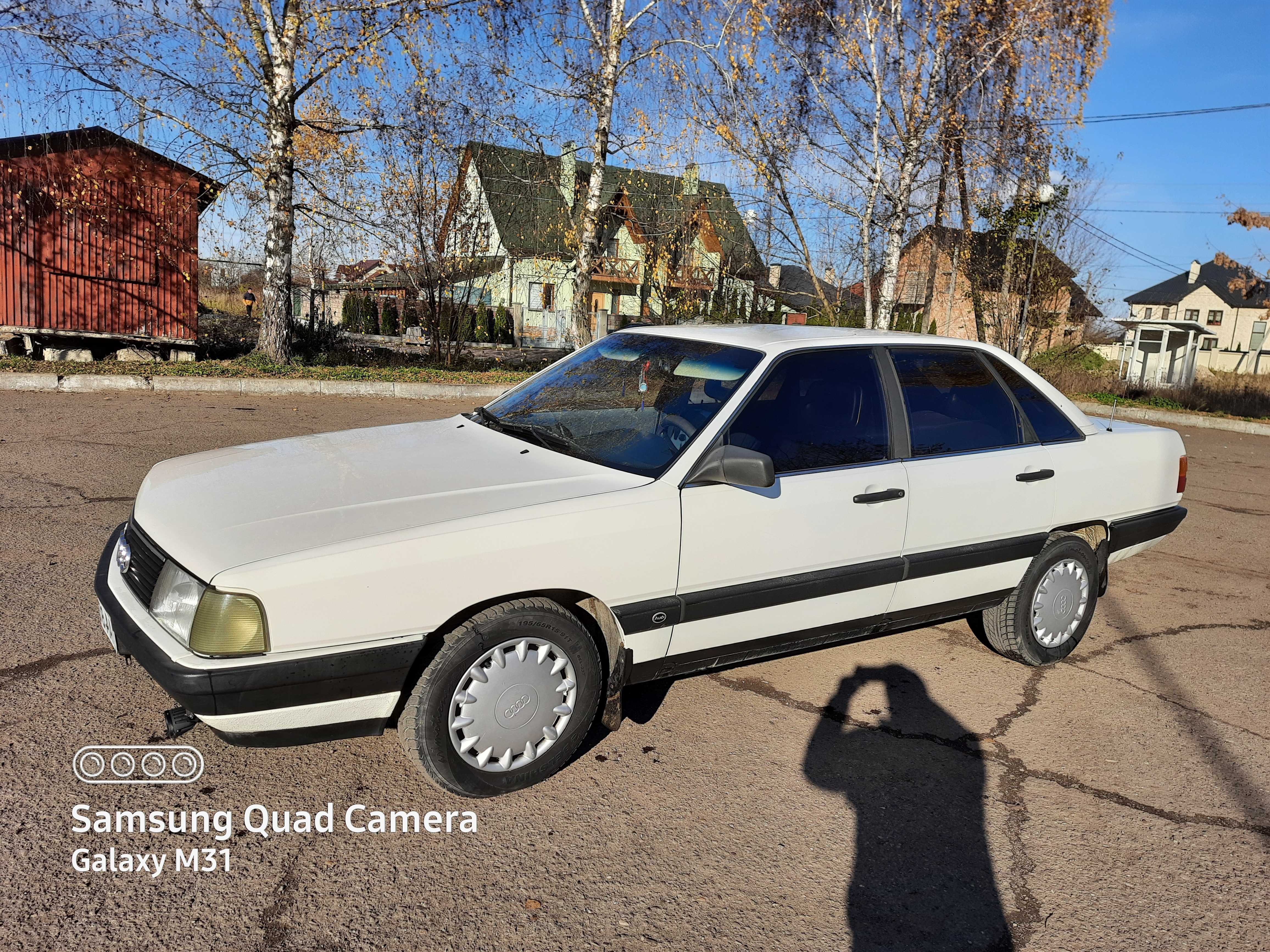 Audi 100